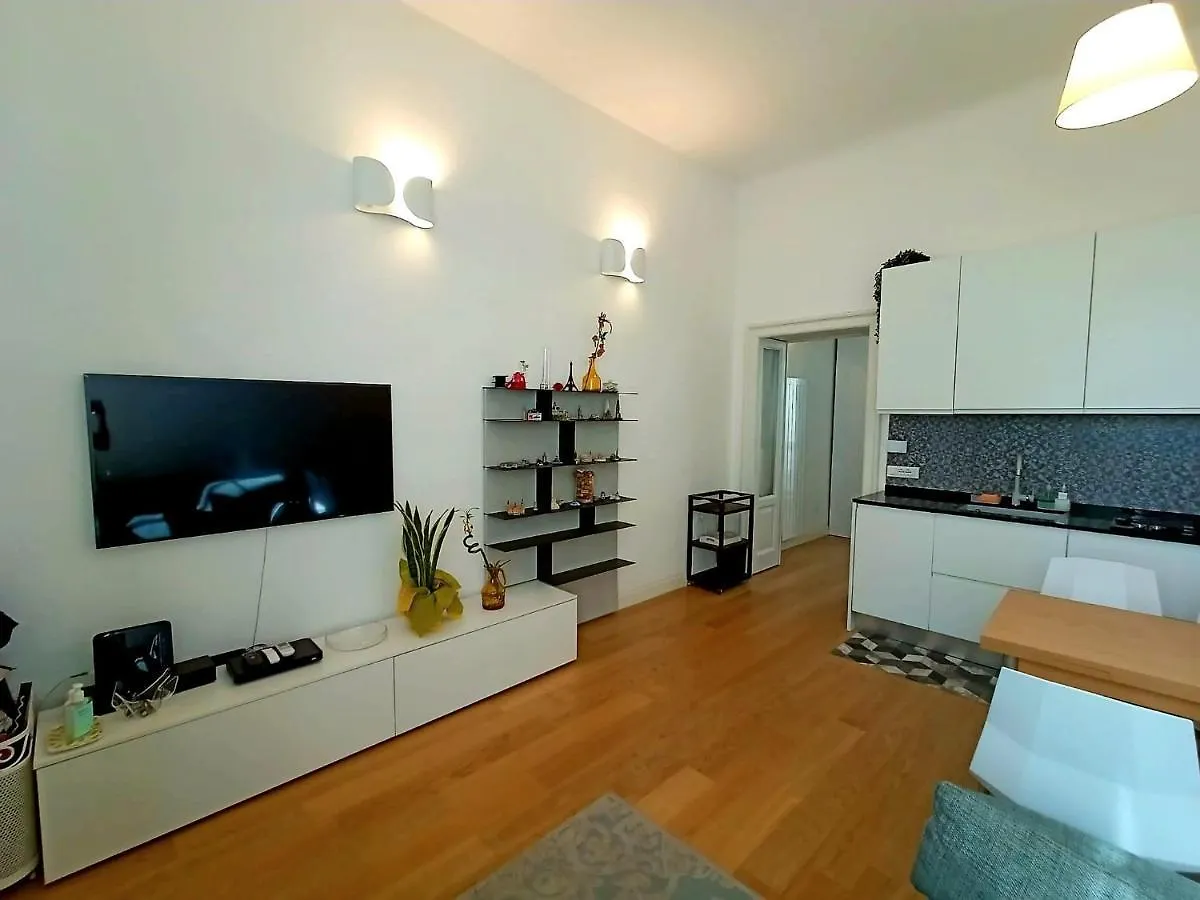 דירות Charming Ringhiera House In The Heart Of מילאנו
