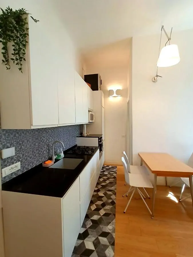 דירות Charming Ringhiera House In The Heart Of מילאנו